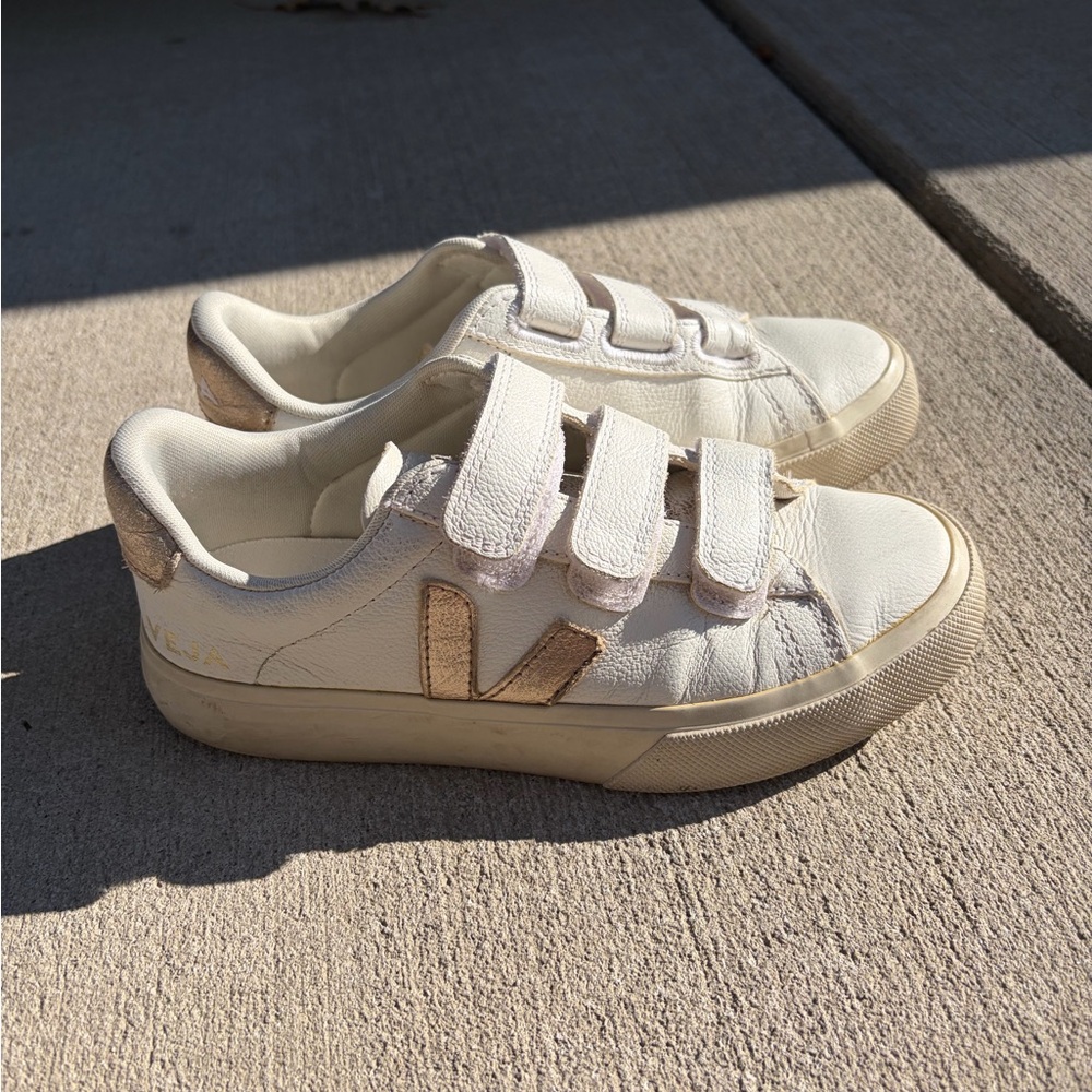 Used Veja Cream and Gold Sneakers size 6